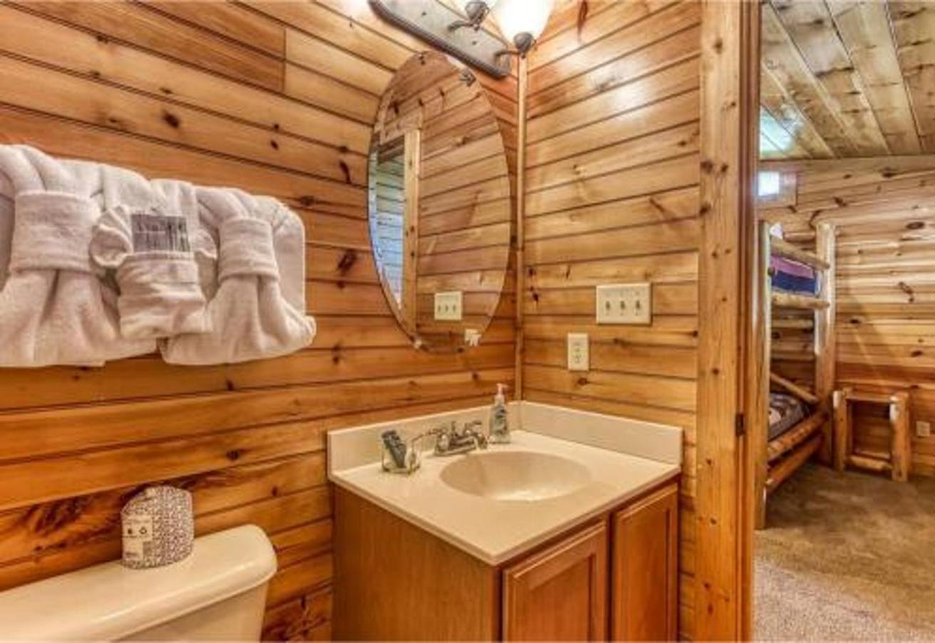 גטלינבורג Dreams Come True With This Luxury Cabin! מראה חיצוני תמונה