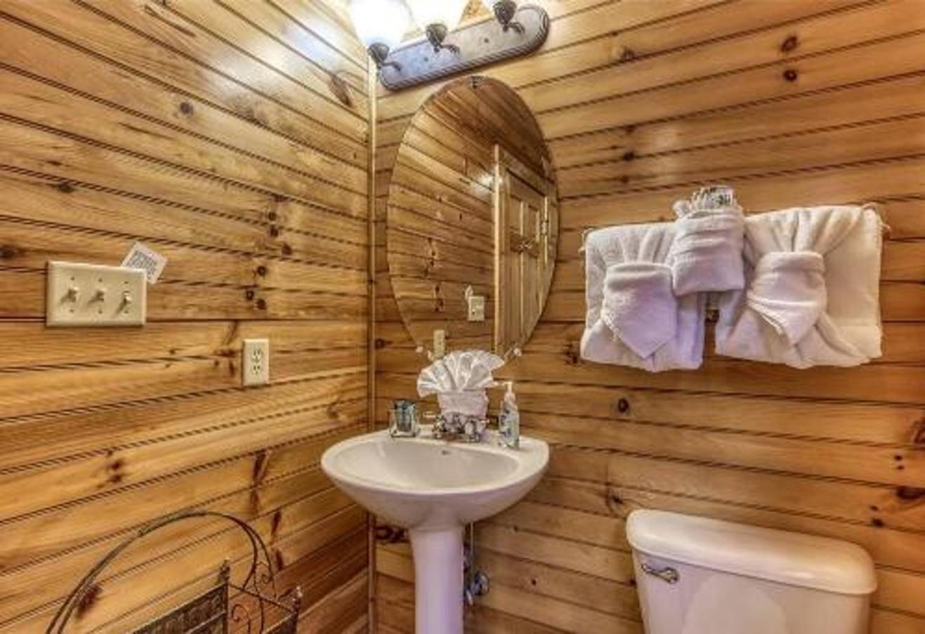 גטלינבורג Dreams Come True With This Luxury Cabin! מראה חיצוני תמונה