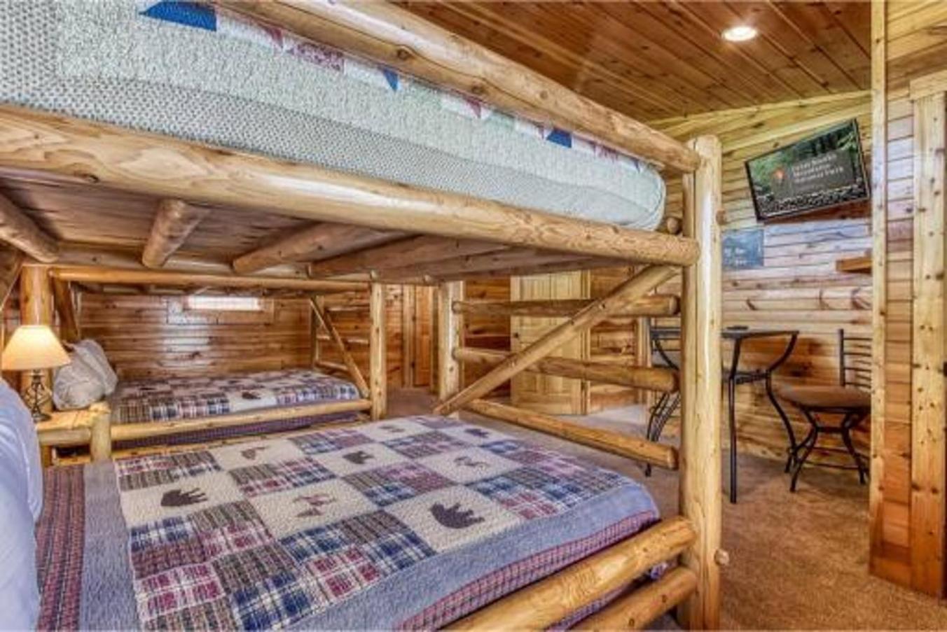 גטלינבורג Dreams Come True With This Luxury Cabin! מראה חיצוני תמונה